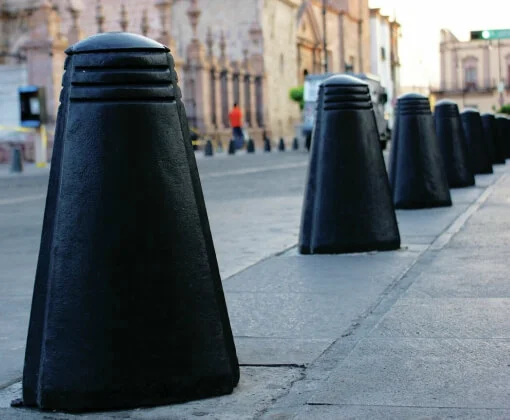 BANCA-APIZAQUITO-colores-madera-plasti-grabado-asiento-playa-plazas-comerciales-imagen-difalur-dialu